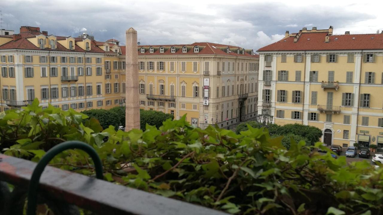 A Casa Nostra Nel Centro Storico Apartment Торино Екстериор снимка